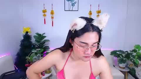 Ploysai online show from January 12, 10:59 pm