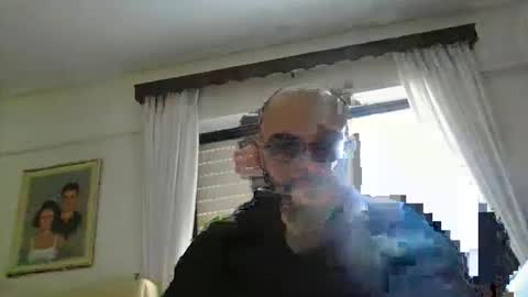 Snapshot of plu07f3520 chatting on December 17, 9:07 am plu07f3520 online show from December 17, 9:07 am