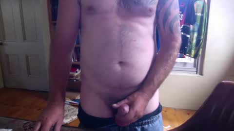 Snapshot of plugger79 chatting on March 9, 2:29 am plugger79 online show from March 9, 2:29 am