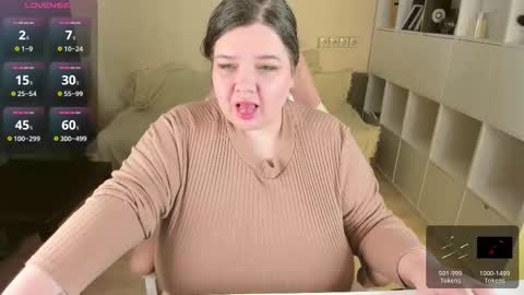 Snapshot of plum_pie__ chatting on September 14, 10:36 am Alice online show from September 14, 10:36 am