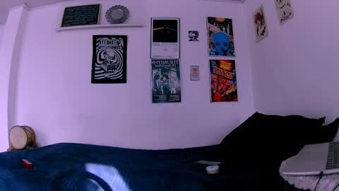    online show from April 8, 9:26 pm