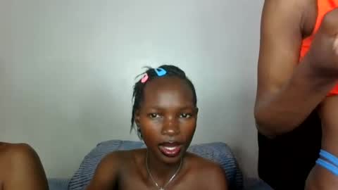 Snapshot of pocketdoll09 chatting on July 18, 8:29 am pocket doll online show from July 18, 8:29 am