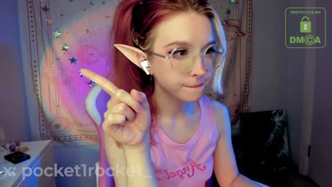 Snapshot of pocketrocket_ chatting on September 9, 10:53 pm pocketrocket_ online show from September 9, 10:53 pm