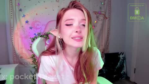 Snapshot of pocketrocket_ chatting on October 6, 12:41 am pocketrocket_ online show from October 6, 12:41 am