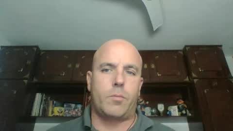 Snapshot of pocoyotop chatting on February 6, 9:51 pm pocoyotop online show from February 6, 9:51 pm