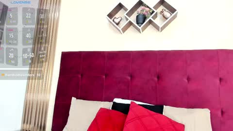 Snapshot of poletlambert chatting on January 7, 1:38 am Polet online show from January 7, 1:38 am