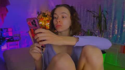 Snapshot of poli__ chatting on January 8, 3:47 pm Martha online show from January 8, 3:47 pm