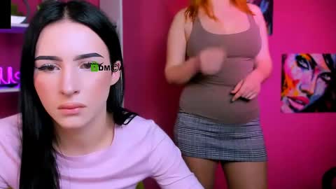 polly_cute1 online show from April 15, 7:58 pm