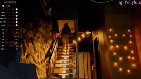 Polly online show from February 18, 2:46 pm