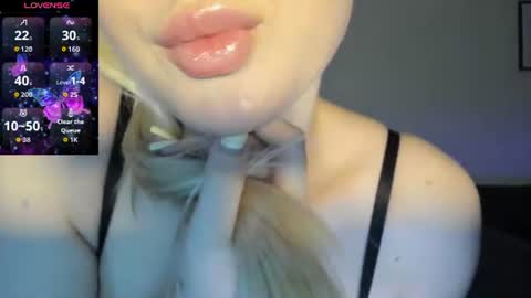 polly_skil online show from June 14, 7:49 pm