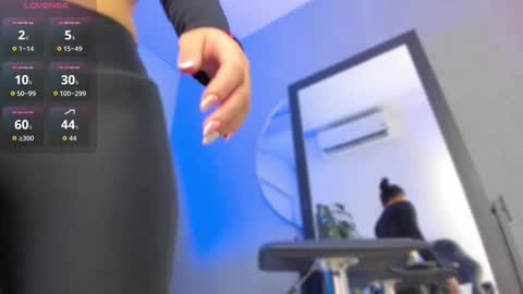 Snapshot of pollybabe_ chatting on October 6, 10:45 am POLLY online show from October 6, 10:45 am