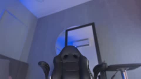 Snapshot of pollybabe_ chatting on November 11, 10:37 am POLLY online show from November 11, 10:37 am