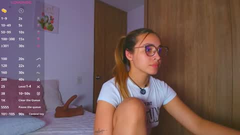 Carolina online show from May 31, 3:04 am