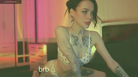 Snapshot of polusladkoye chatting on March 10, 8:23 pm Megan.online  online show from March 10, 8:23 pm