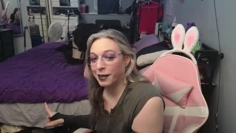 PolyCircus online show from April 11, 5:01 am