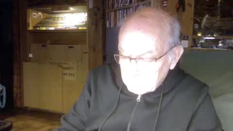 pomme1949 online show from February 17, 10:07 am