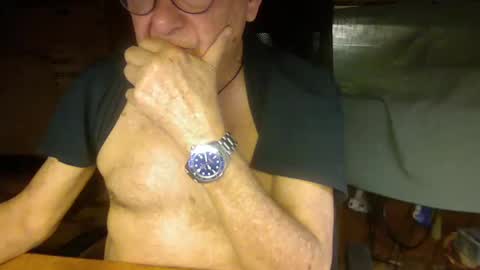 pomme1949 online show from March 12, 8:19 am