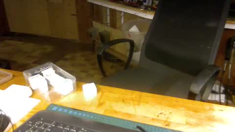 pomme1949 online show from October 6, 7:50 am