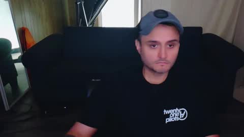 Snapshot of poo_c_licker213 chatting on October 13, 3:01 pm poo_c_licker213 online show from October 13, 3:01 pm