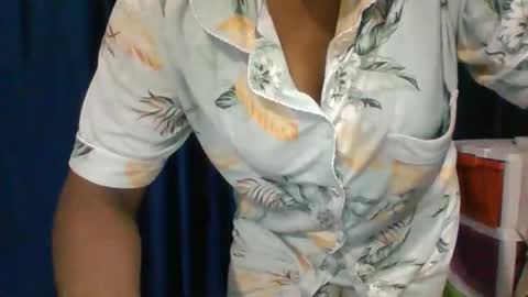 poojalady online show from September 13, 6:08 pm