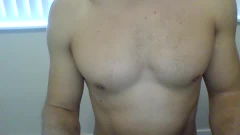 Snapshot of poomplex002 chatting on October 27, 7:34 am TheMan002 online show from October 27, 7:34 am