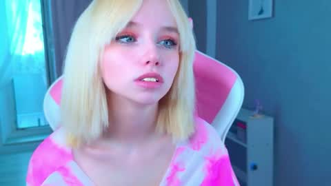 Hi Daddy Im Jane online show from April 2, 4:21 am