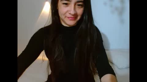 porcelainlux online show from February 10, 1:10 am