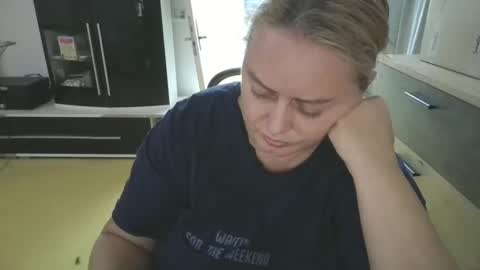 MelissOfficial online show from February 16, 4:42 pm