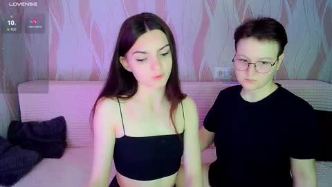 Snapshot of pornostendup chatting on October 22, 8:08 pm Ana and Tati online show from October 22, 8:08 pm