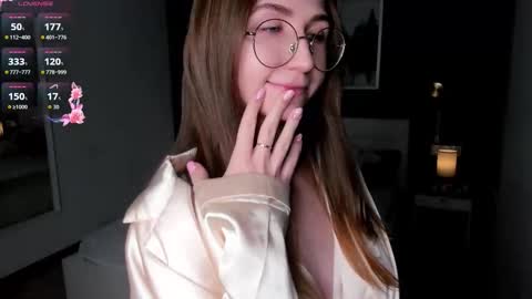 Snapshot of portia_bubbles chatting on November 24, 7:24 pm Elizabeth online show from November 24, 7:24 pm