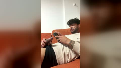 portugues_malvadao2 online show from April 16, 11:18 pm