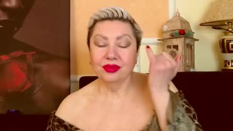 LADY POSH online show from February 12, 7:42 pm