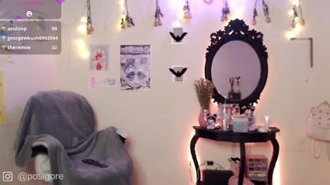 Snapshot of posigore chatting on January 13, 9:42 pm Anna Goth independient model online show from January 13, 9:42 pm