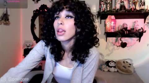 Snapshot of posigore chatting on February 10, 8:42 pm Anna Goth independient model online show from February 10, 8:42 pm