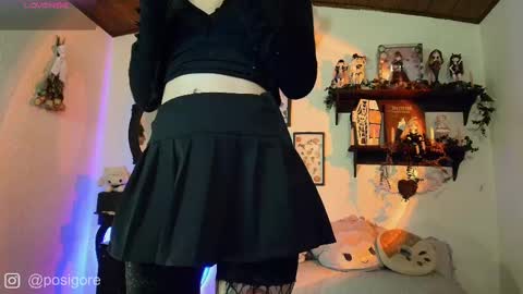 Snapshot of posigore chatting on March 4, 12:07 am Anna Goth independient model online show from March 4, 12:07 am