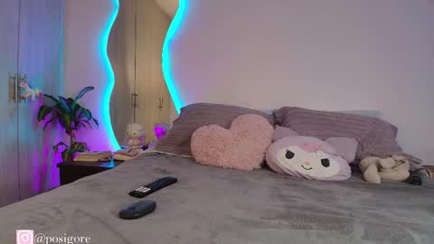 Snapshot of posigore chatting on November 28, 9:50 pm Anna Goth independient model online show from November 28, 9:50 pm