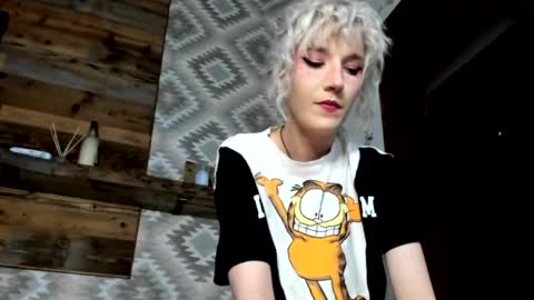 Snapshot of positivevibess chatting on February 17, 9:52 pm positivevibess online show from February 17, 9:52 pm