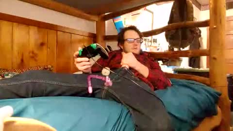 Snapshot of powderhound99 chatting on November 4, 3:38 am powderhound99 online show from November 4, 3:38 am