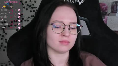 Robyn online show from March 11, 10:21 am