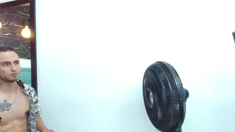   online show from April 11, 5:01 am