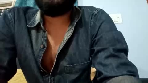 ppreetam23 online show from April 14, 5:19 pm