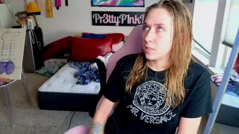 Evangeline Eva Darling online show from February 25, 9:57 pm