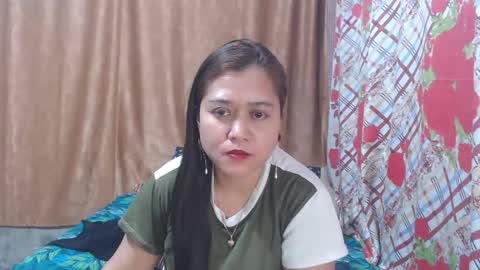 precious0088 online show from April 5, 12:19 am