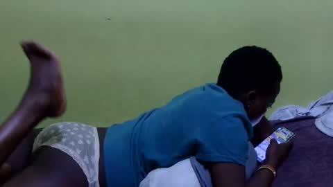 Snapshot of precious_nesh chatting on September 9, 6:29 pm precious_nesh online show from September 9, 6:29 pm