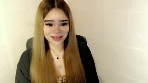 MAXXINE online show from March 16, 2:39 am