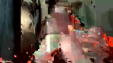 precum1981fast online show from May 8, 10:31 am