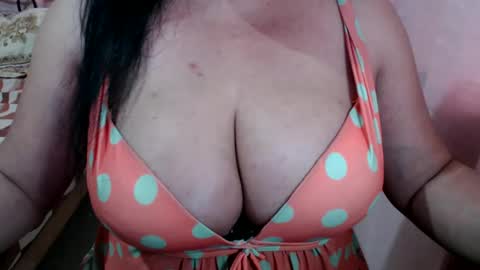 Snapshot of pregnantsinglesugar chatting on March 1, 5:42 am WELCOME IM SINGLE PREGNANT REALLY HARD TO BE A SINGLE WITH TWIN SO PLS STOP BEING RUDELIARWASTING TIME. BE CONSIDERATE. TNX online show from March 1, 5:42 am