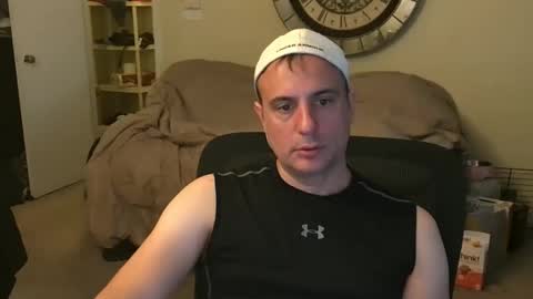 Snapshot of preppyguyintokink1 chatting on May 28, 8:28 pm preppyguyintokink1 online show from May 28, 8:28 pm