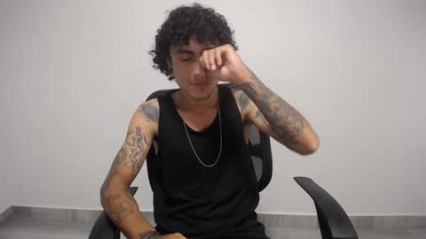 Plux online show from January 15, 8:20 am