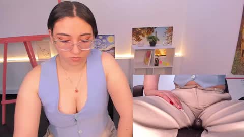 Snapshot of press_anykey chatting on November 13, 12:04 pm Camila online show from November 13, 12:04 pm